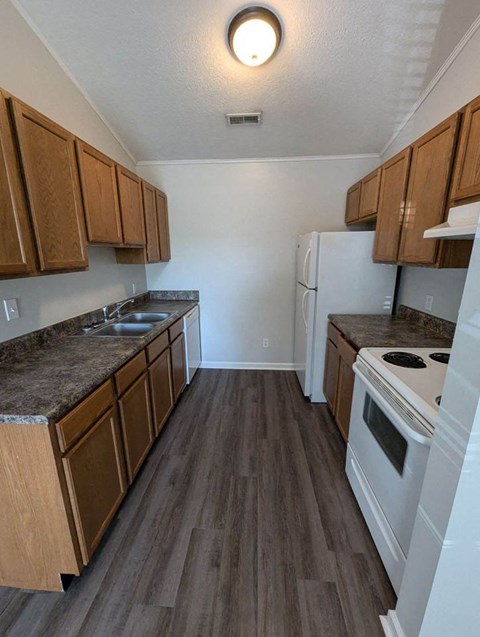 Floor plan for 2 beds, 1 bath, 1059 sqft